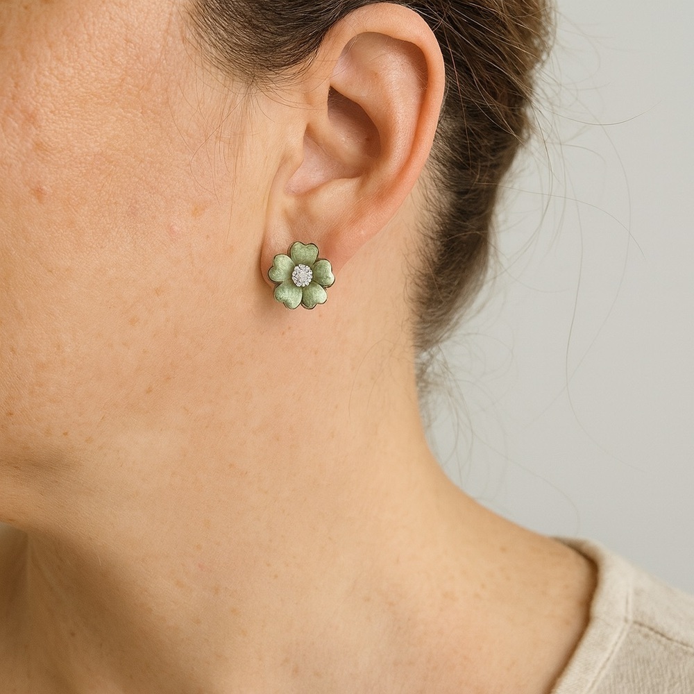 New eclat rhinestone crystal 1950’s style flower stud earrings green